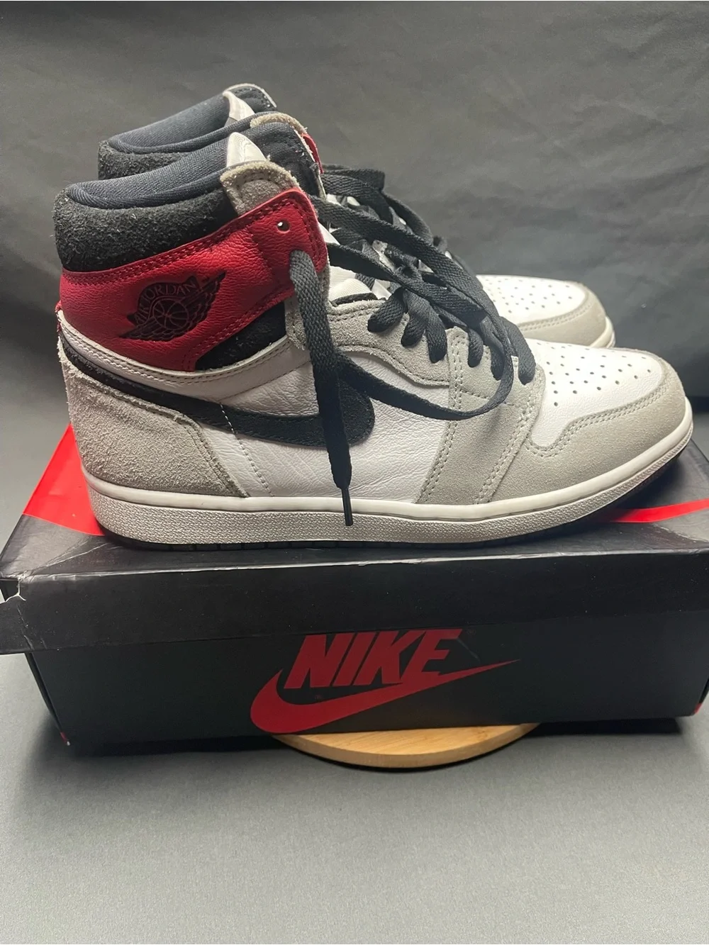 Men’s Jordan 1 Retro High OG Smoke Gray - Size 8.5M
